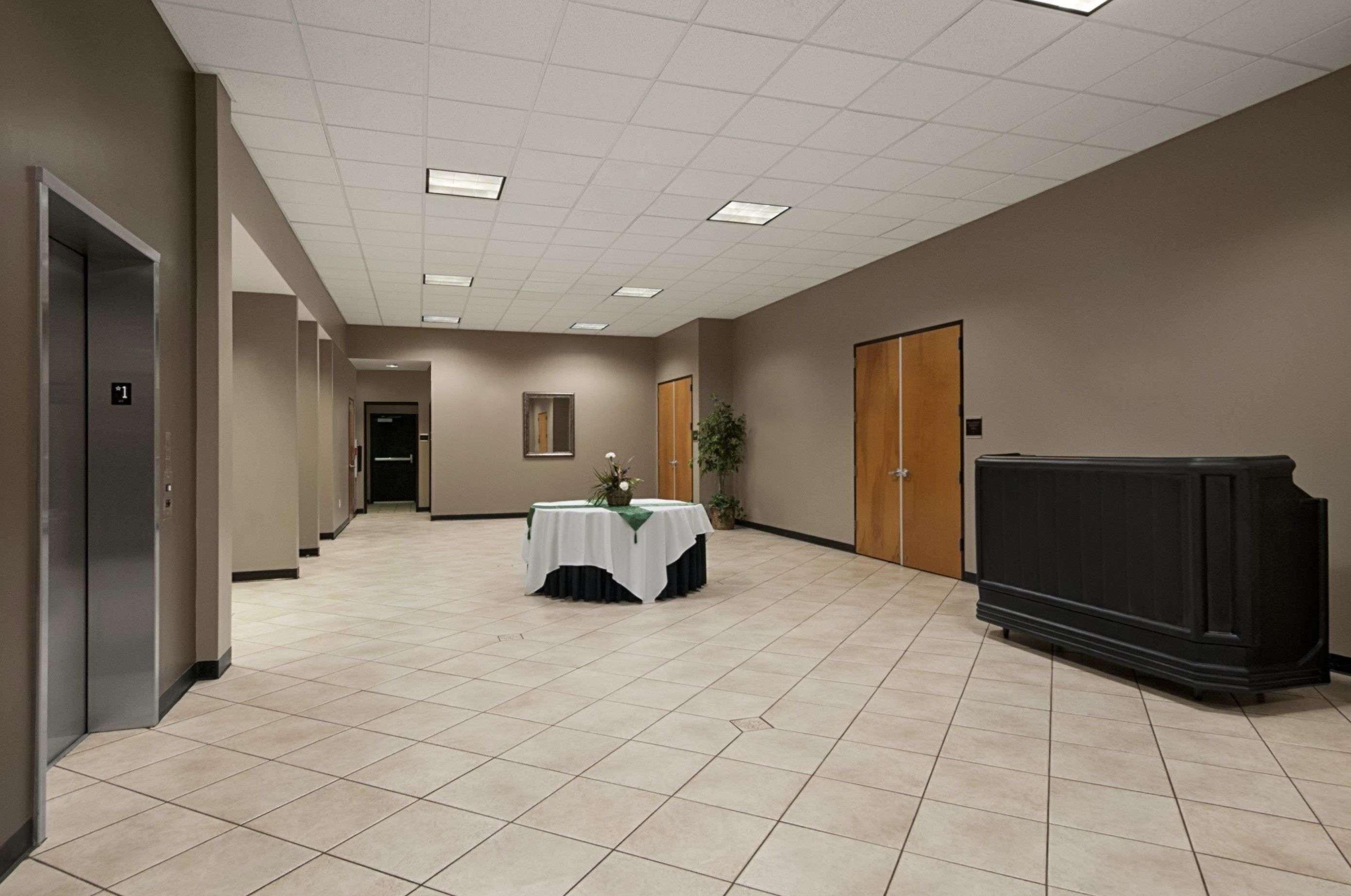 Wingate By Wyndham And Williamson Conference Center Hotell Round Rock Exteriör bild