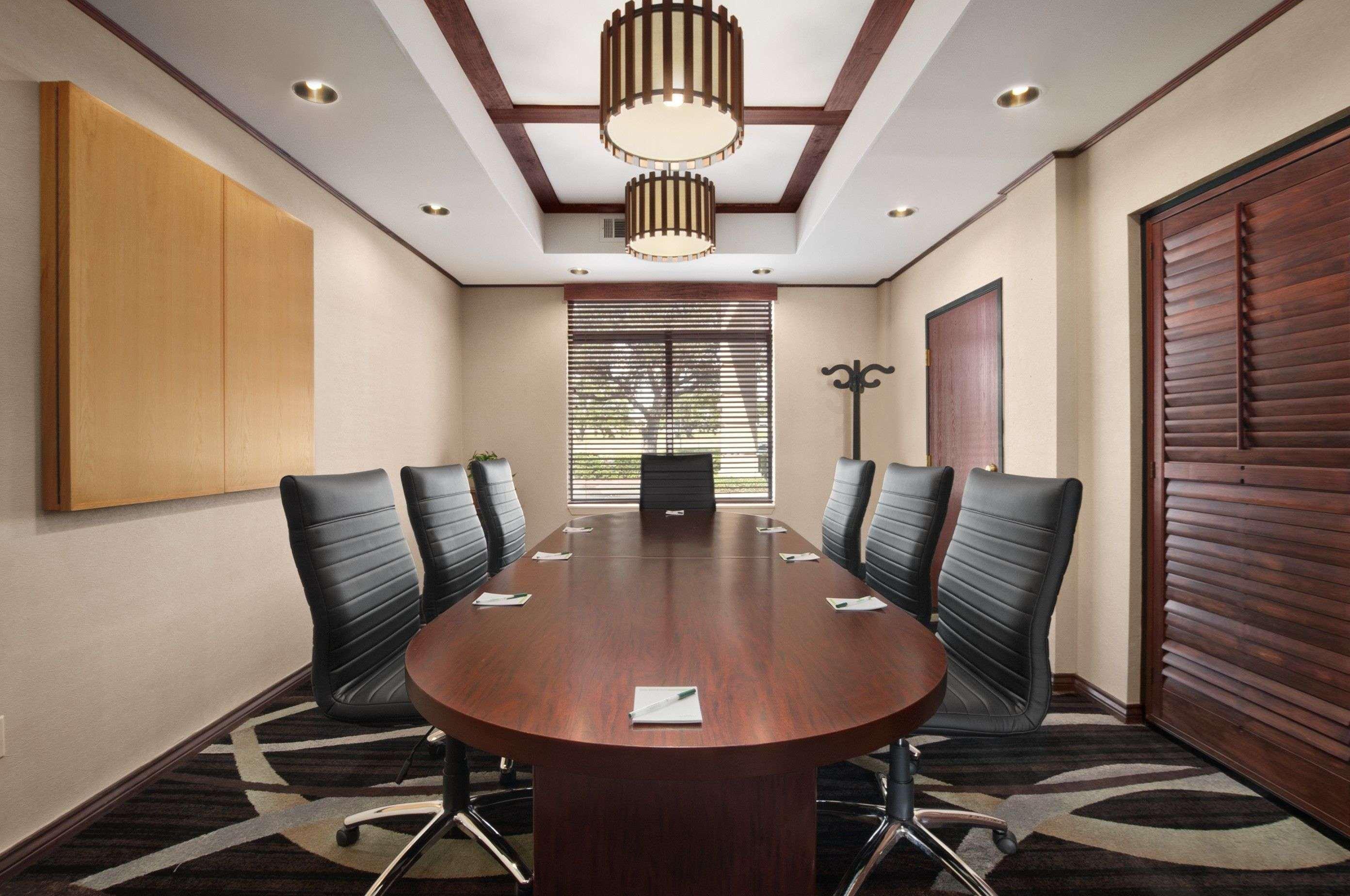 Wingate By Wyndham And Williamson Conference Center Hotell Round Rock Exteriör bild