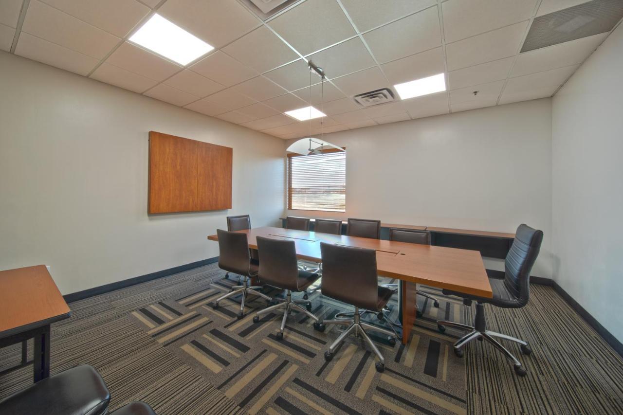 Wingate By Wyndham And Williamson Conference Center Hotell Round Rock Exteriör bild