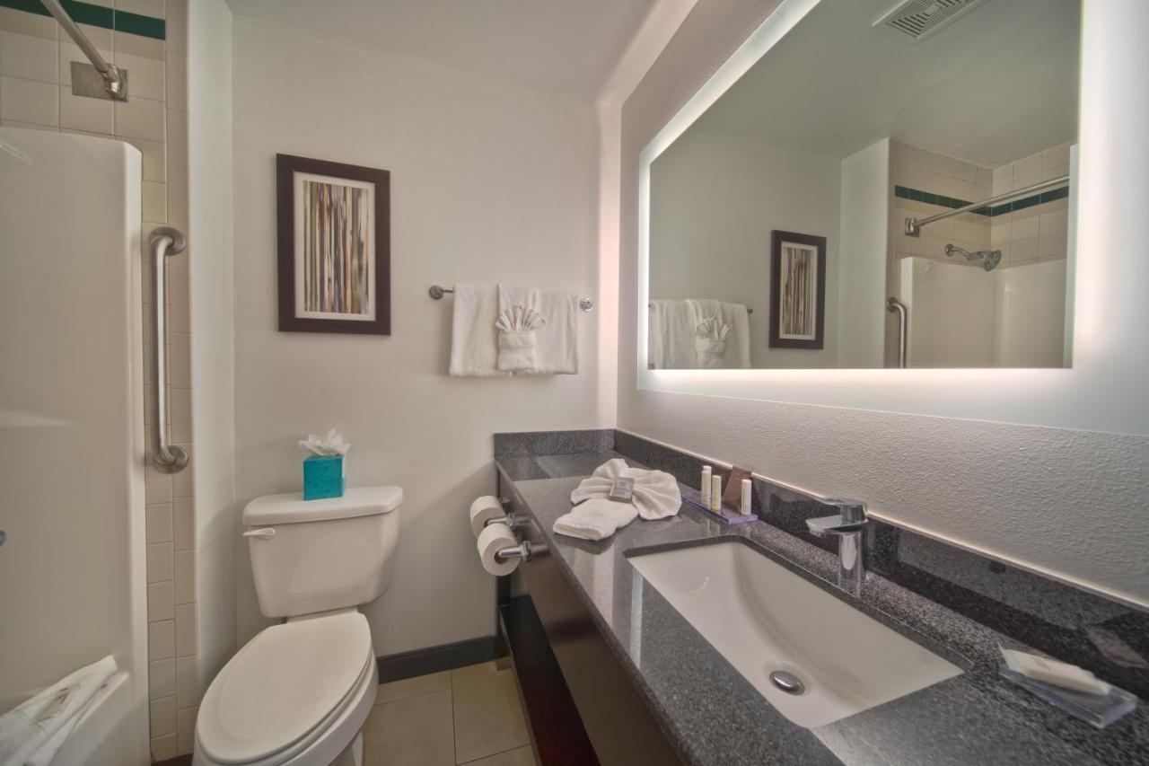 Wingate By Wyndham And Williamson Conference Center Hotell Round Rock Exteriör bild