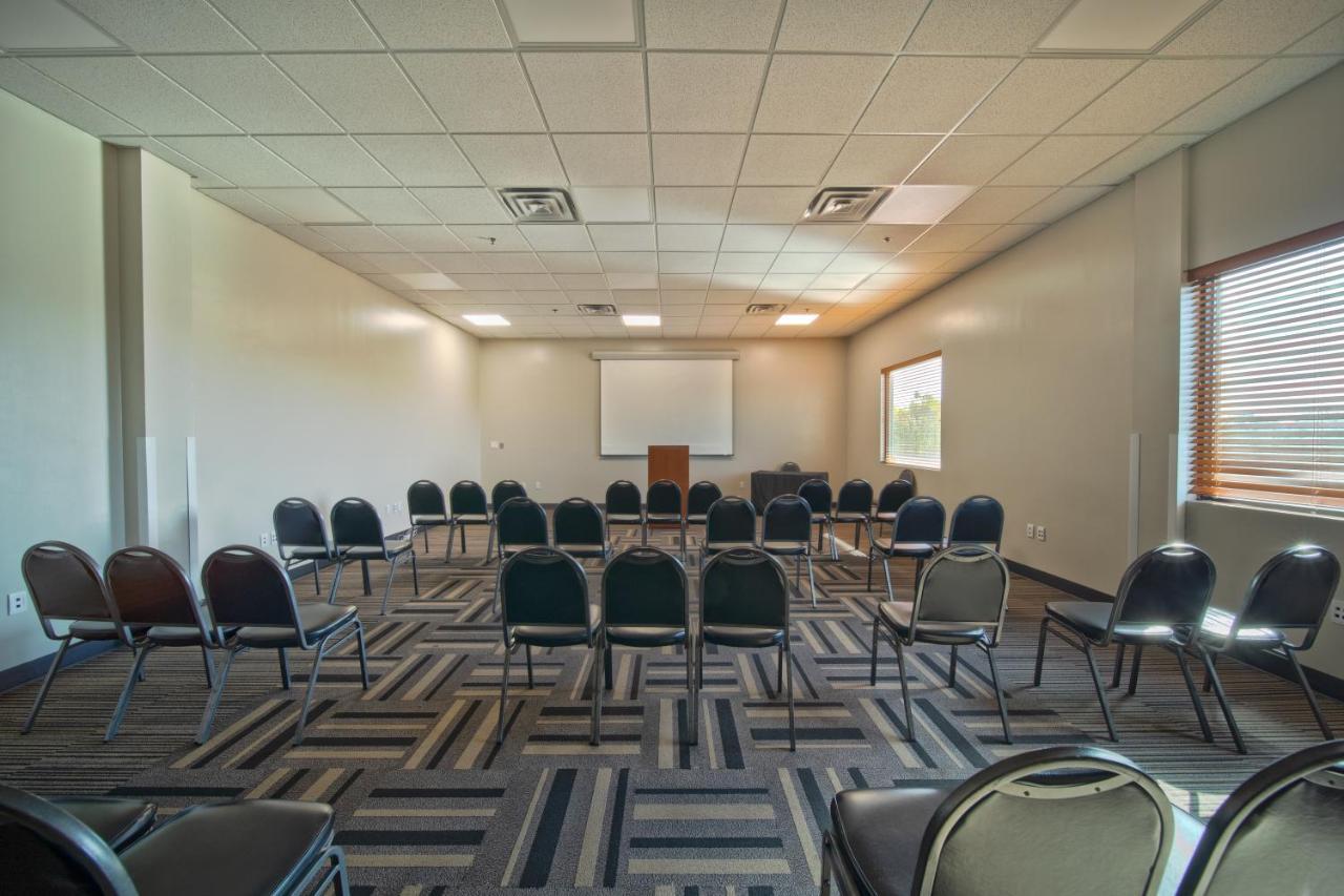 Wingate By Wyndham And Williamson Conference Center Hotell Round Rock Exteriör bild