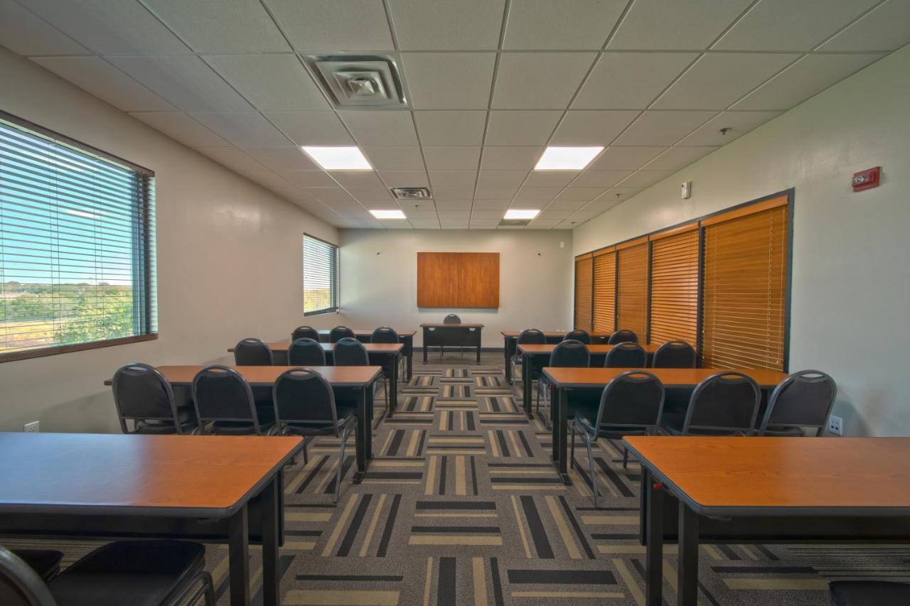 Wingate By Wyndham And Williamson Conference Center Hotell Round Rock Exteriör bild